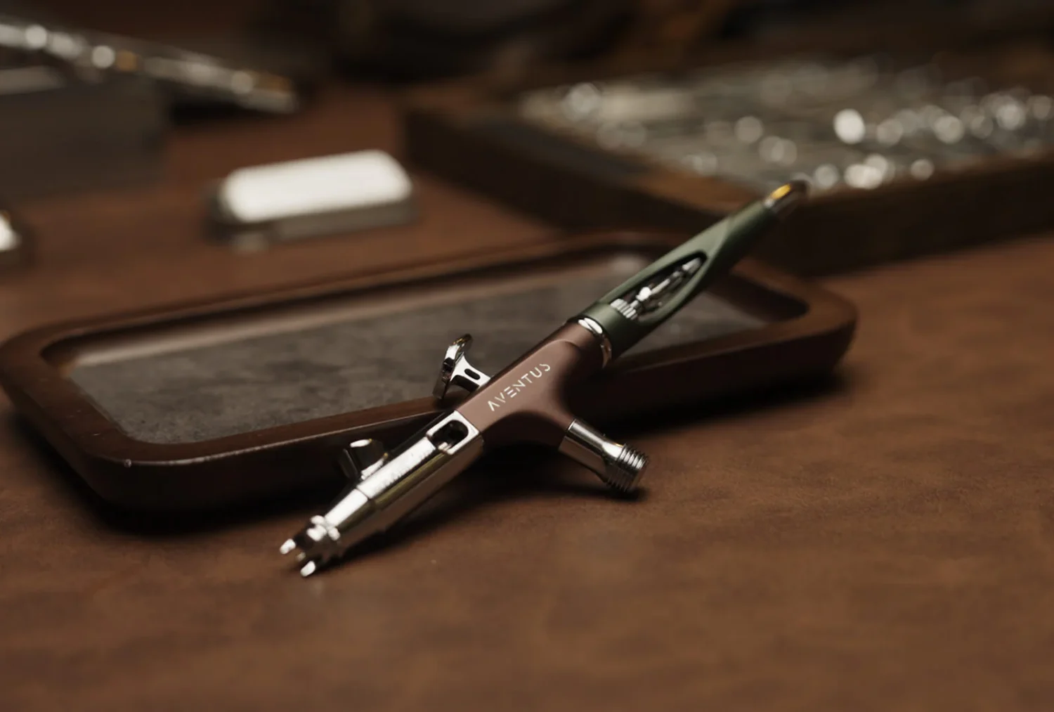 Aventus II Airbrush Pistole - Ergonomie trifft Style © Gaahleri